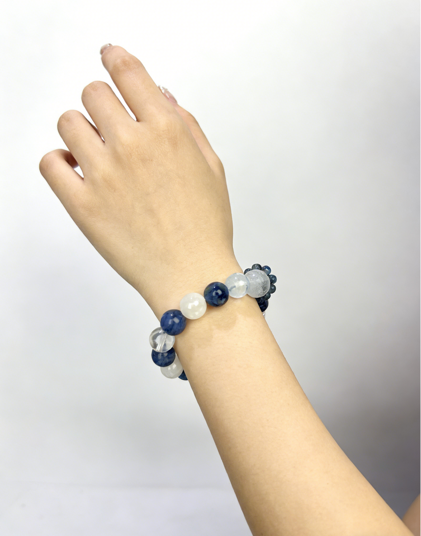 Calm & Clarity Crystal Bracelet – Soothe Mind, Enhance Wisdom